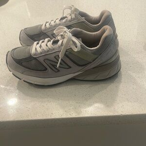 New Balance 990v5 Women